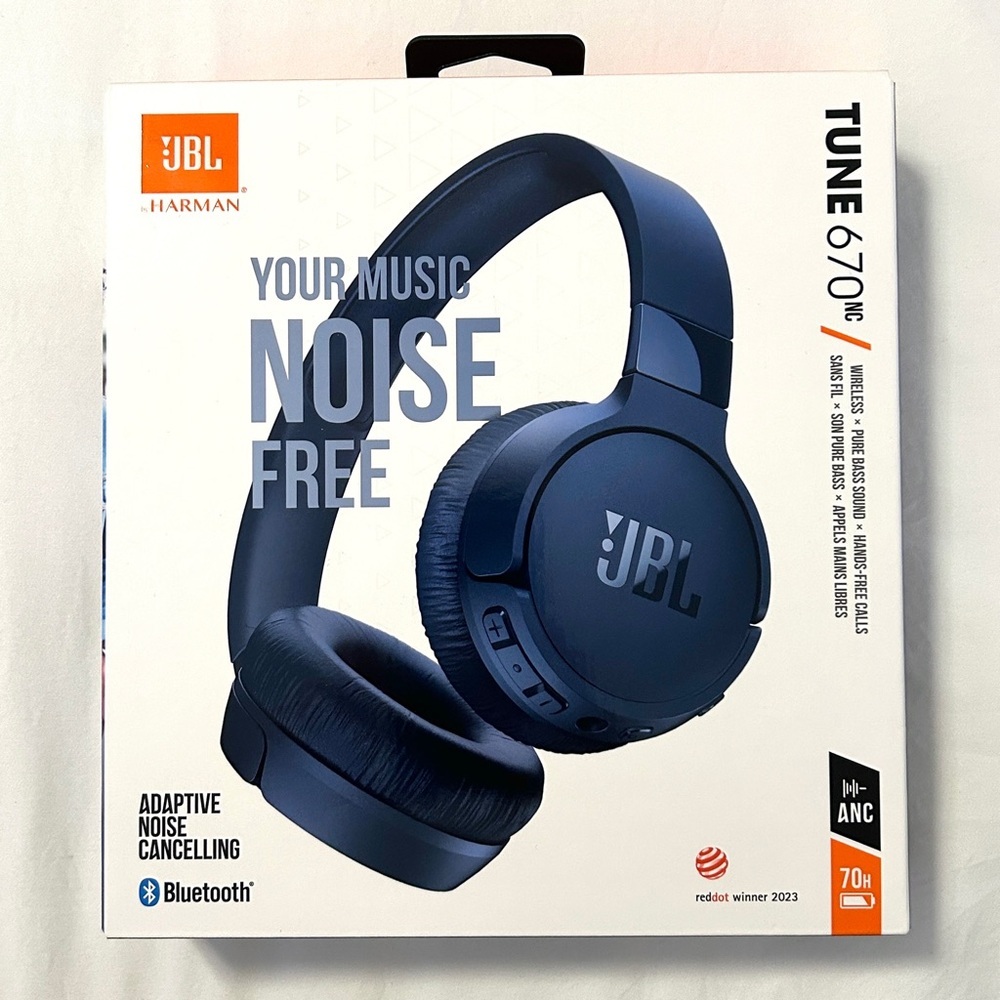 JBL Tune 670NC Bluetooth Wireless On-Ear Headphones Blue